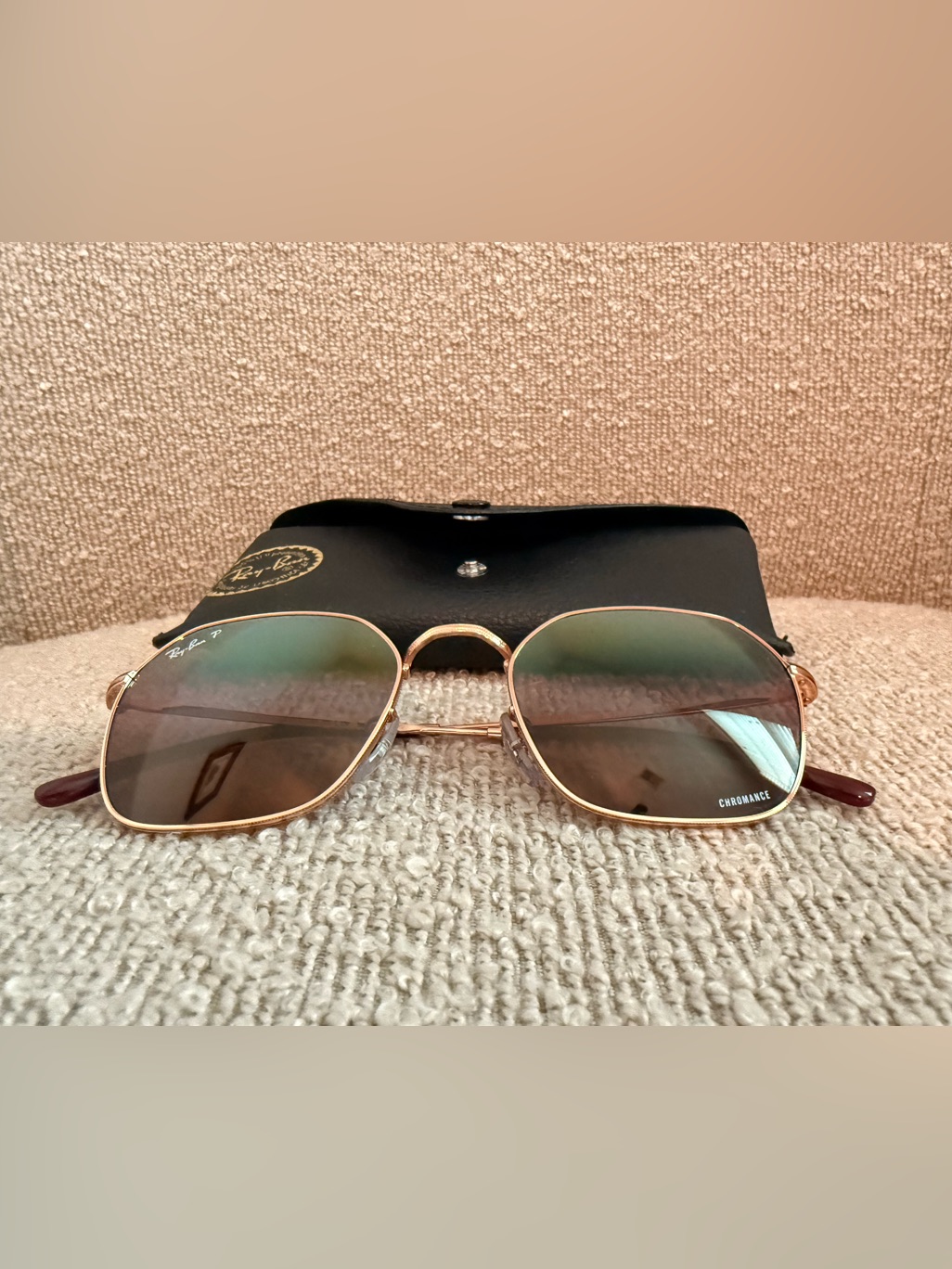 Ray-Ban Gold Frame Sunglasses With Brown Gradient Lenses. Polarized.